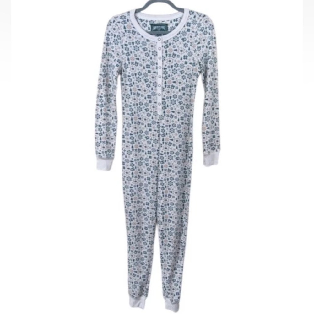 American Eagle Outfitters One Piece Long John Pajamas Snap Front Snowflakes